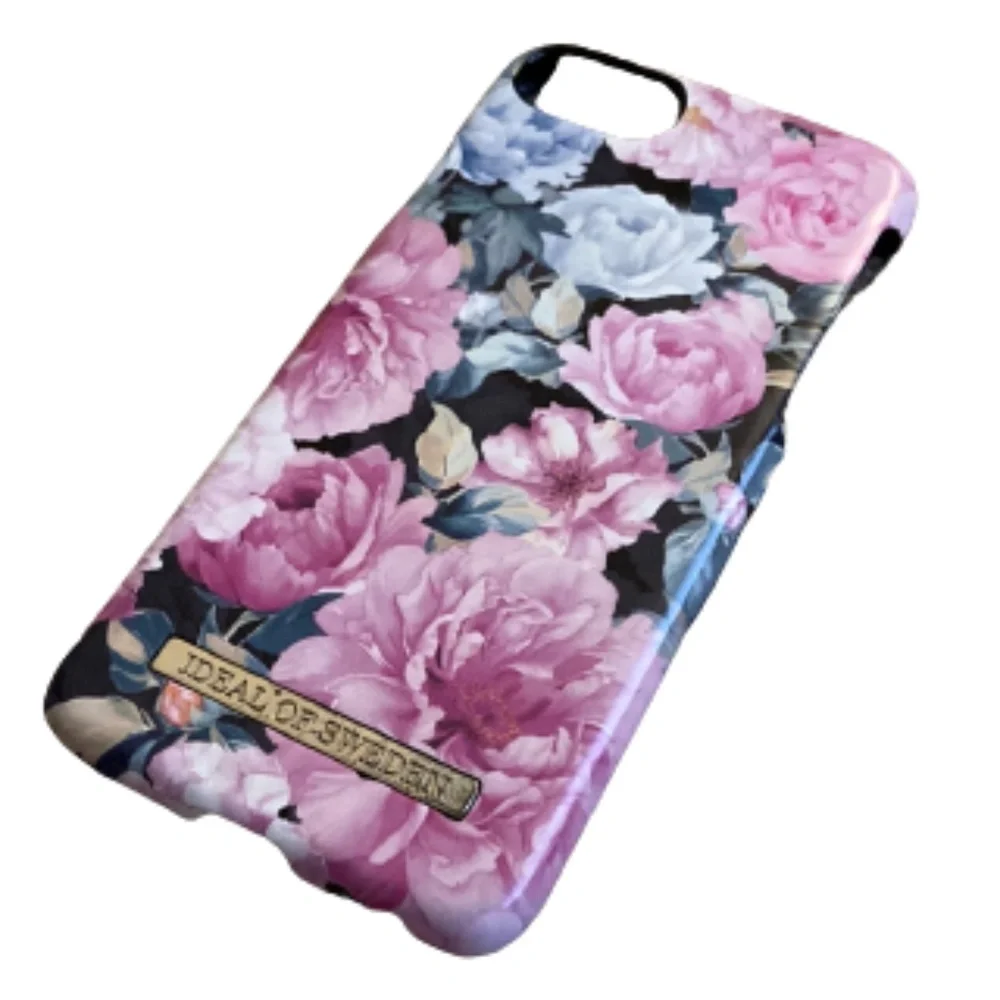 iPhone 7 hard case floral